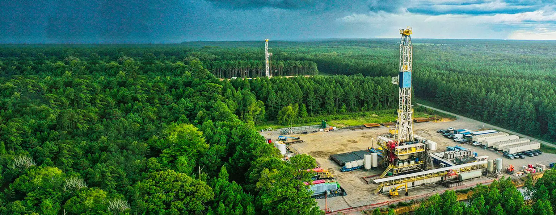 aerial image of a drilling rig in East Texas